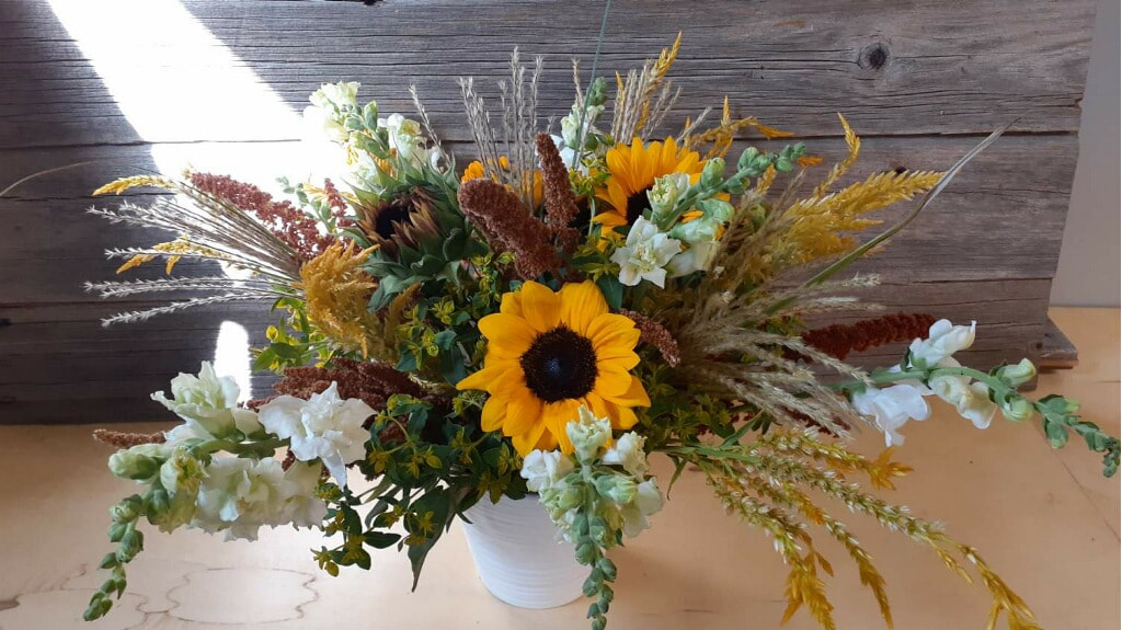 autumn themed fresh flower arrangement
